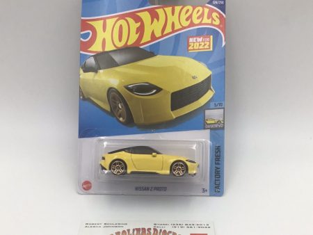 2022 hot wheels #124 Nissan Z Proto yellow 80F Cheap