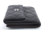 Authentic CHANEL Lamb Skin Matelasse Bifold Wallet Purse Black CC 8444C For Sale