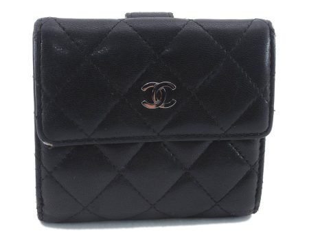 Authentic CHANEL Lamb Skin Matelasse Bifold Wallet Purse Black CC 8444C For Sale