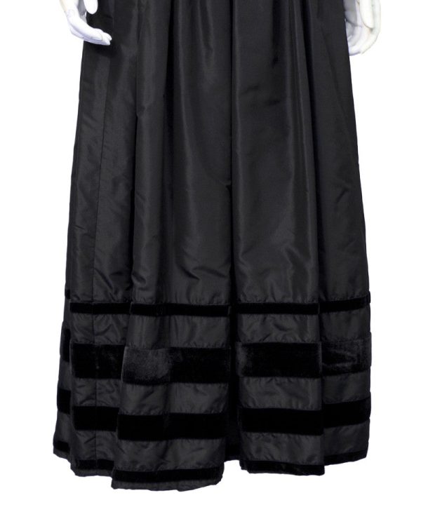 Black Taffeta Ingenue Gown For Cheap